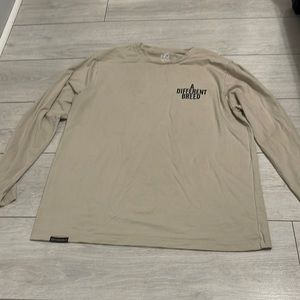 ⭐️Long sleeve activewear shirt in size medium⭐️